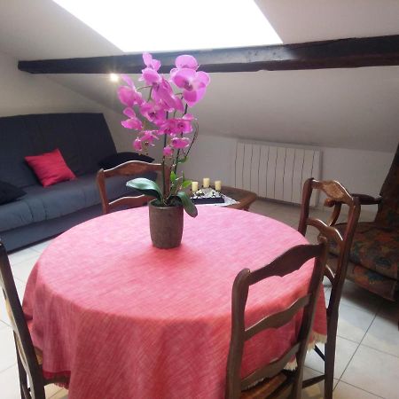 Appartement en location touristique pour 4 personnes Docelles Extérieur photo