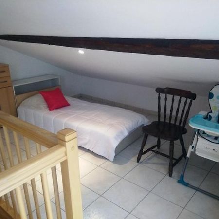 Appartement en location touristique pour 4 personnes Docelles Extérieur photo